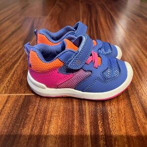 Stride Rite Unisex-Child SRT Winslow Athletic Sneaker Size 5.5w